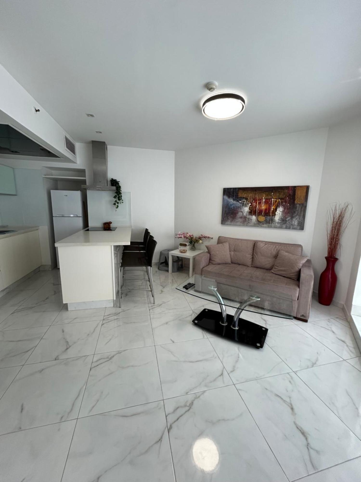 סוויטת אהבה מתוקה על הים-Sweet Love Suite On The Sea Bat Yam Exterior foto